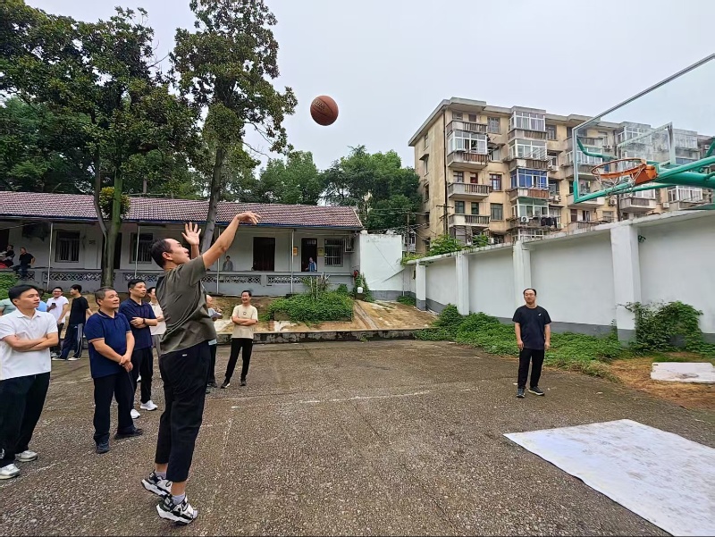 我院举办“喜迎国庆”文体活动